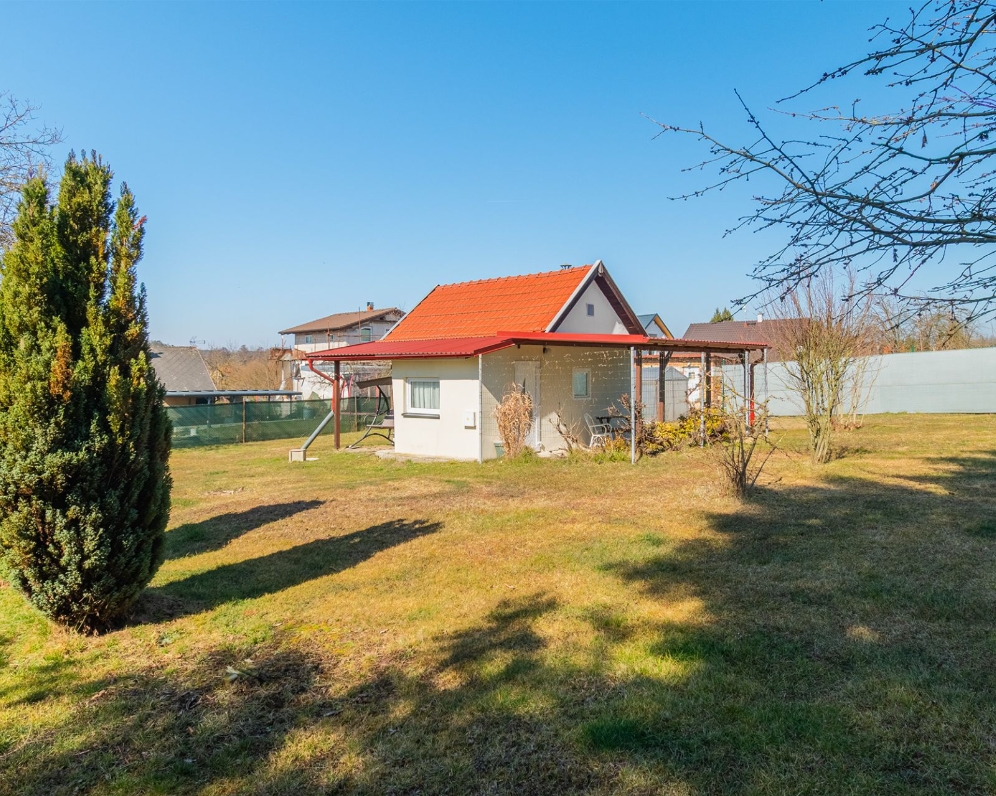 Rekreační objekt v chatové oblasti Šlovice u Dobřan - 2.799.000,- Kč